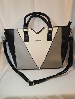Beautiful Yani J’adore "Noire Mist Collection" Tri-Tone Tote Bag! 👜✨